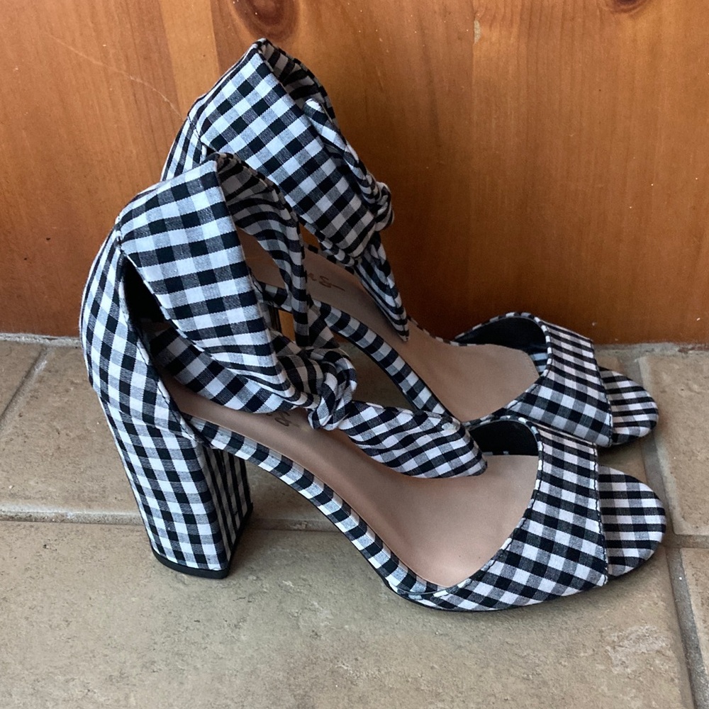 LULUS Black and White Gingham Fabric  Heels